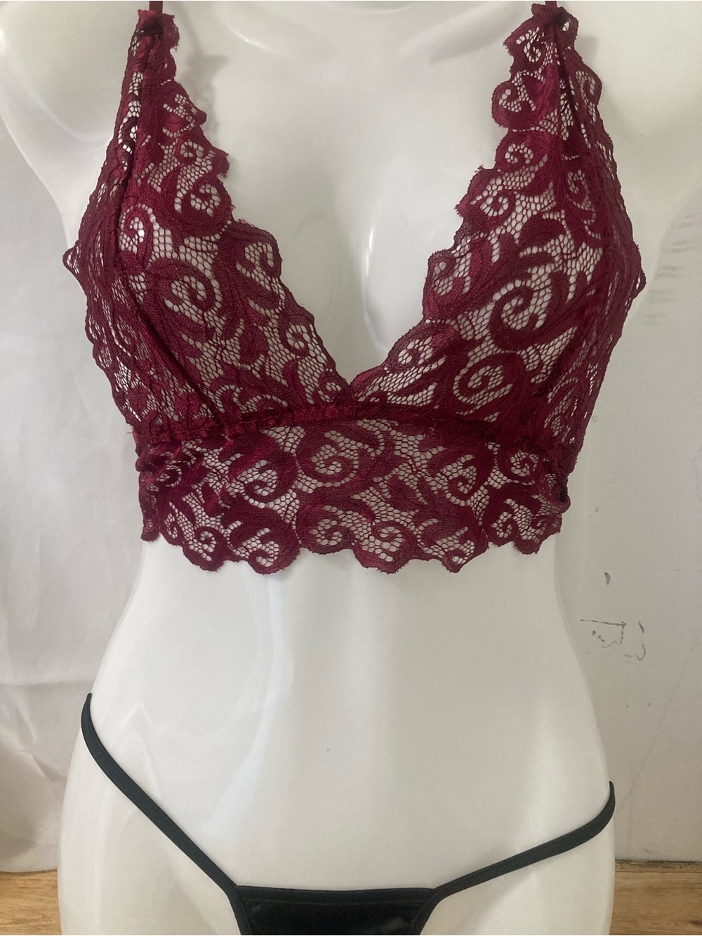 Burgundy Lace Bralette | Sheer Floral Lace | Size L